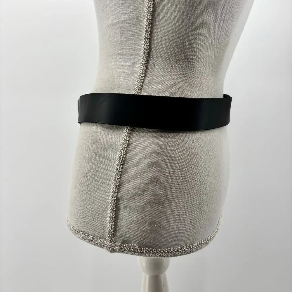 American Eagle Men's Size 30 Black Genuine Leather Casual Belt